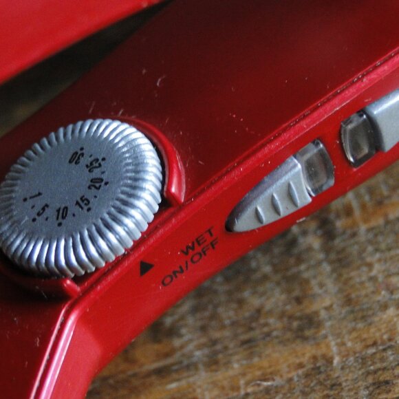 Conair 2" Wet·Dry Tourmaline Ceramic Straightener with Straightening Pins - Picture 5 of 5